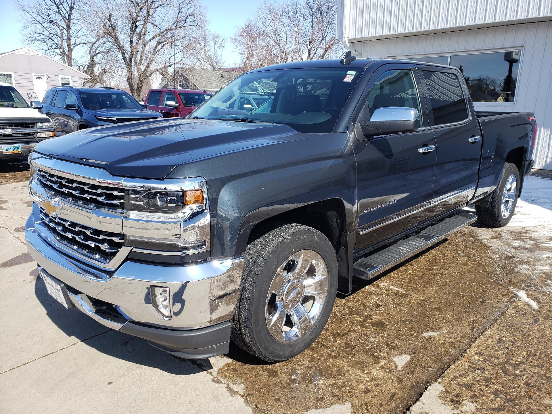2018 Chevrolet Silverado 1500 Crew Cab Short Box 4-Wheel Drive LTZ in Graphite Metallic — front three-quarter view
